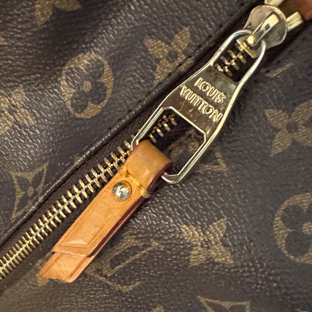 Louis Vuitton Monogram Shoulder Bag in Brown and Tan - Picture 7 of 9
